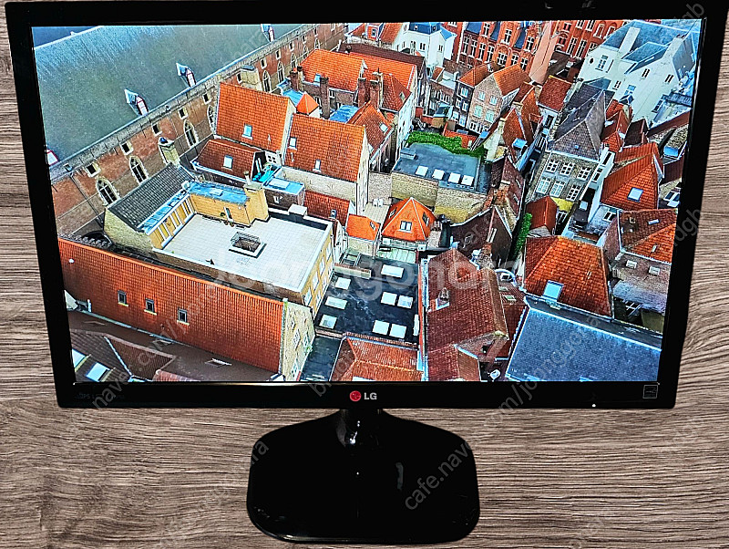 LG 24인치 LED 모니터 24MP55HQ 팝니다--0
