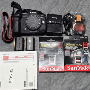 캐논 EOS R5 카메라 판매합니다.