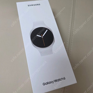 갤럭시워치8 40mm 실버 단순개봉품 팝니다.