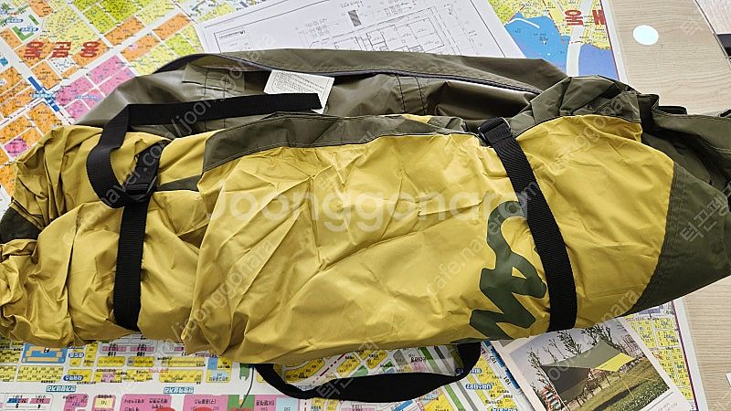 대전 캠프타운 어드벤처3 텐트와 타프 같이 판매합니다--9