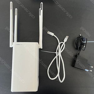 (택배비 포함) Iptime A8004T 판매합니다.