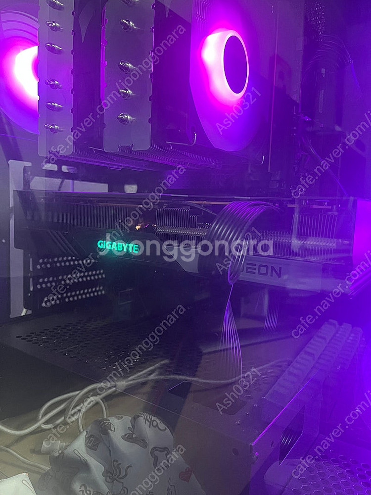 기가바이트 rx 7700xt 12gb gaming oc--1