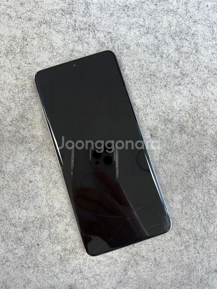갤럭시S20플러스 화이트색상 256용량 가성비 서브용 추천 검수완료 10만원 판매해요--3
