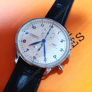 IWC 포르투기즈 블루핸즈 판매해봅니다.