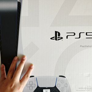 기본 플스5 디스크 버전 판매합니다!!