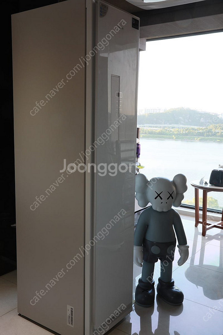 삼성 에어드레서(DF60R8300WG) 25만원에 가져가세요~--0