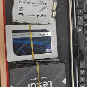 SSD500G 1T 2.5인치 팝니다.