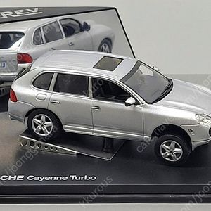 1:43 노레브 포르쉐 카이엔 터보 , 4WD 테스트 트랙 다이캐스트 모형자동차