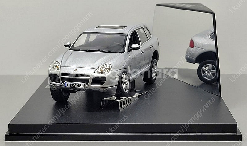 1:43 노레브 포르쉐 카이엔 터보 , 4WD 테스트 ...--2