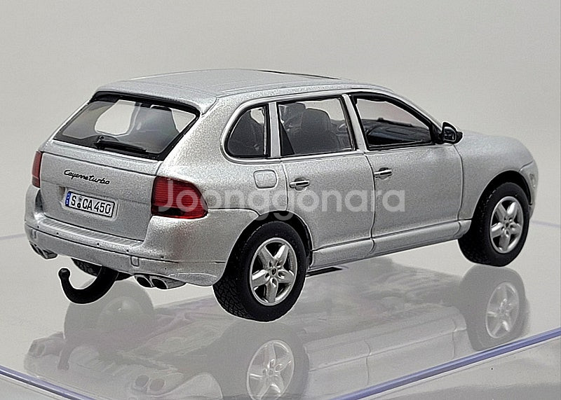 1:43 노레브 포르쉐 카이엔 터보 , 4WD 테스트 ...--9