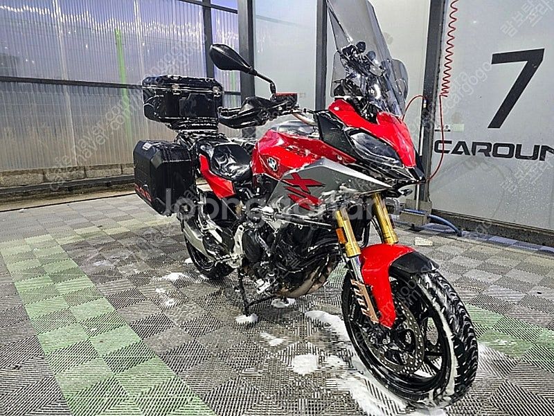 BMW F900XR 21년식 700만원--1