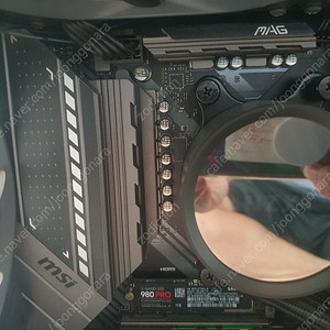 라이젠 5800x cpu msi b550m mortar 메인보드, 지스킬 ddr4 32기가 램, 삼성 ssd 1테라, nzxt x73 3열수냉쿨러, 갤럭시 rtx3080 sg 4팬