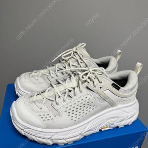 호카 토르 로우 화이트260
