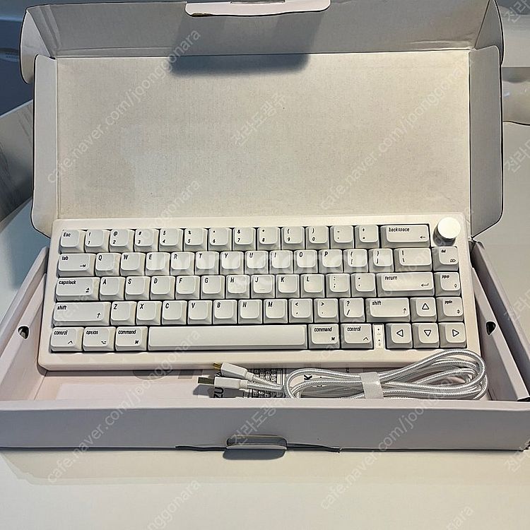 GMK67 커스텀 저소음 키보드--0