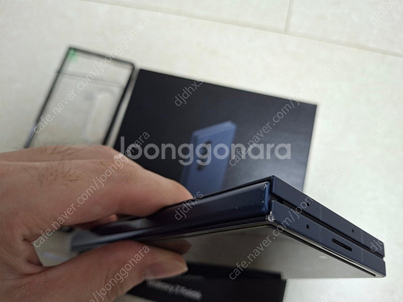 갤럭시z폴드6 256기가 자급제 팝니다--4