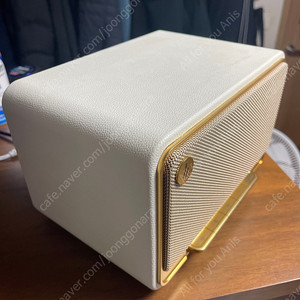 에디파이어 D32 화이트 에어플레이2