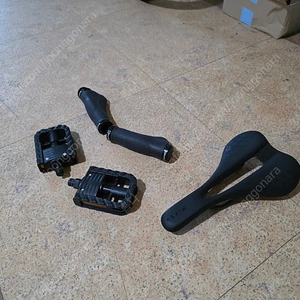 믹스드카본안장7D 미니벨로 접이식 페달 자전거 에르곤타입그립 일괄판매