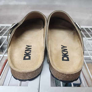 DKNY 남성슬리퍼 250 보스턴 스웨이드뮬 슬리퍼 SD69