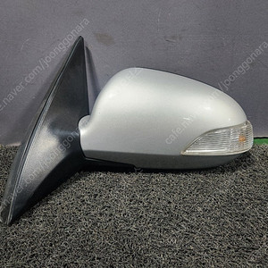 아반떼HD 전동사이드미러 8핀 리피터 타입 팝니다