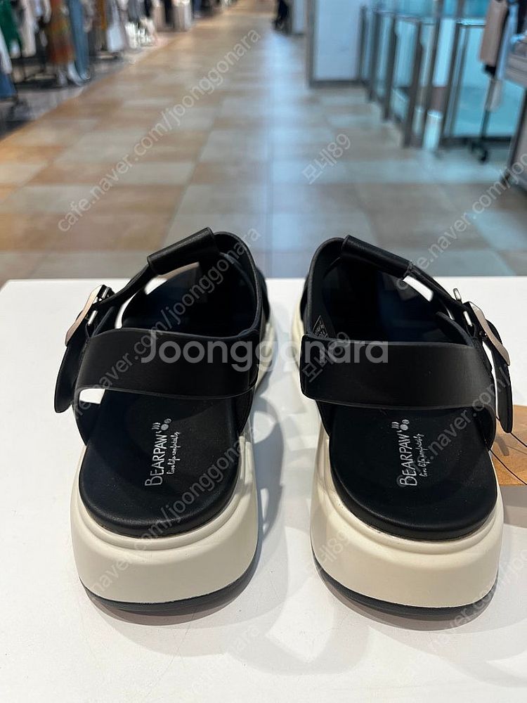 베어파우 여성샌들 블랙 250--3