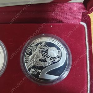 2002 한일 월드컵 기념주화 - 은화 4종1세트 총2세트 팝니다. 1세트가격 35만.