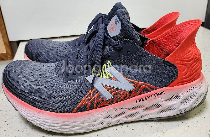 [급처분/최종가/38,000원] 뉴발란스 FRESH FOAM 1080 270mm--0