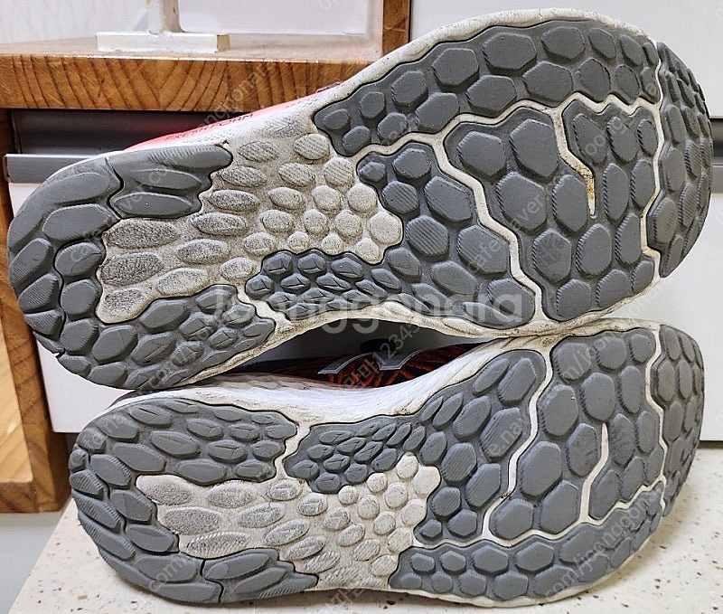 [급처분/최종가/38,000원] 뉴발란스 FRESH FOAM 1080 270mm--4