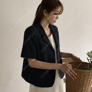 로렌하이 반팔자켓,앤유 원피스,뿌아 블라우스,더일마 체크점퍼,바네사브루노아떼 원피스,논로컬 원피스,앤아더스토리즈 블라우스,비안키미이예 셔츠원피스,비뮤즈 스커트,우주미녀 원피스