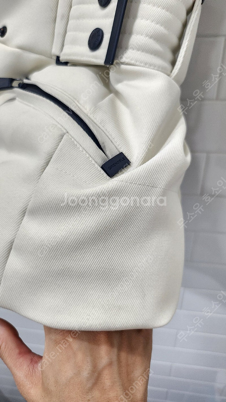 몽클레어 그레노블 폭스퍼 스키 자켓 Size2--3