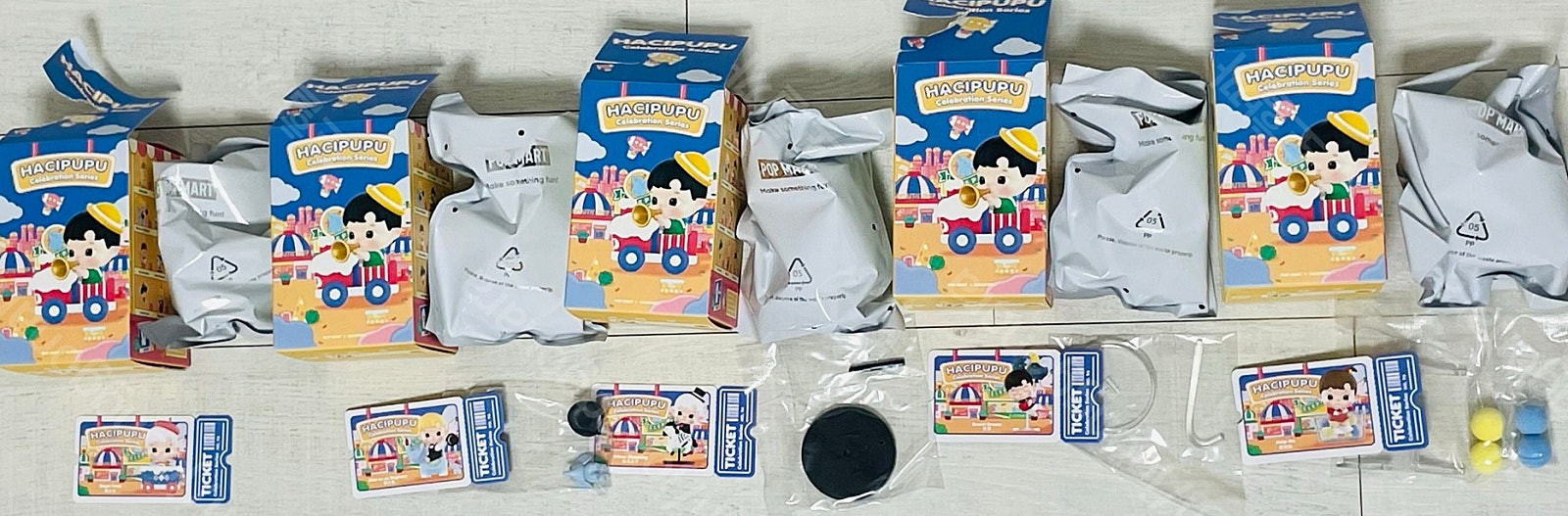 팝마트 해피 뉴 이어 산리오 디무 데이팅 환상 여행 스컬판다 푸키 래빗 카페 더쿠 뮤직 호텔 니나가와 미카 디무 어... 이미지