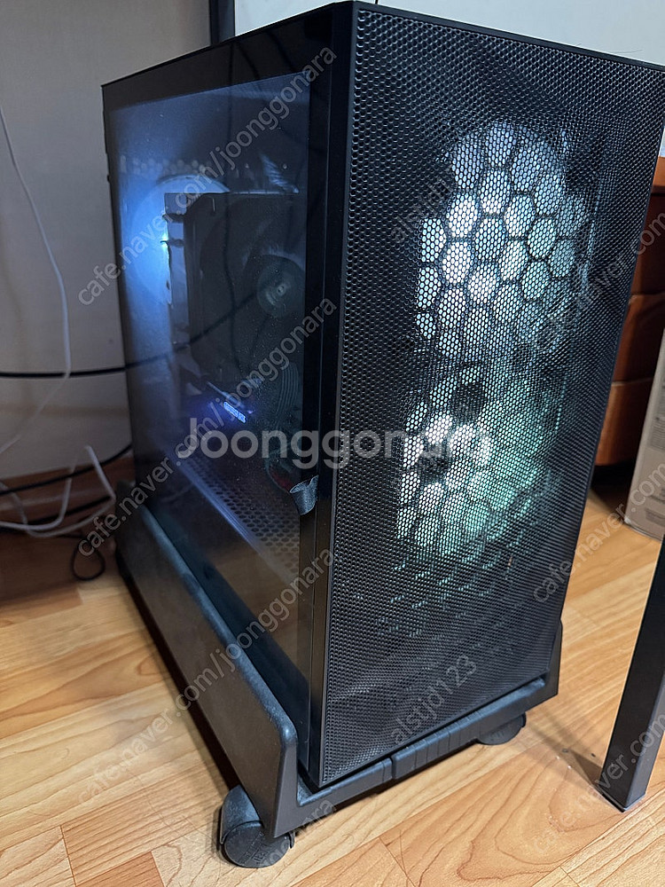 게이밍 데스크탑 판매합니다 12400 + 1080ti--0