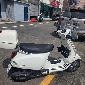 23년식 베스파 125스프린트 팝니다