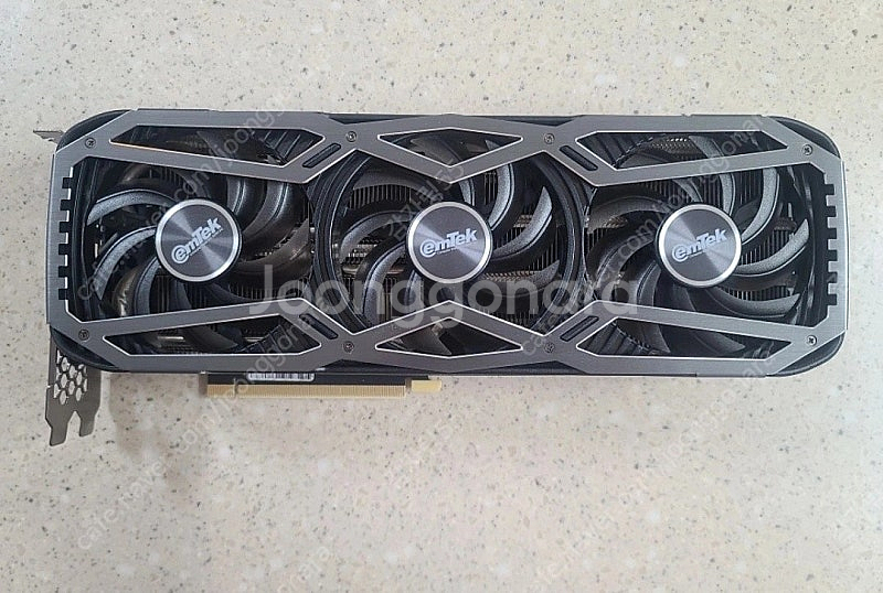 이엠텍 3070ti 그래픽카드--0