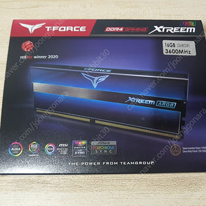팀그룹 T-Force DDR4-3600 CL18 XTREEM ARGB 네이비 16GB(8Gx2)팝니다.