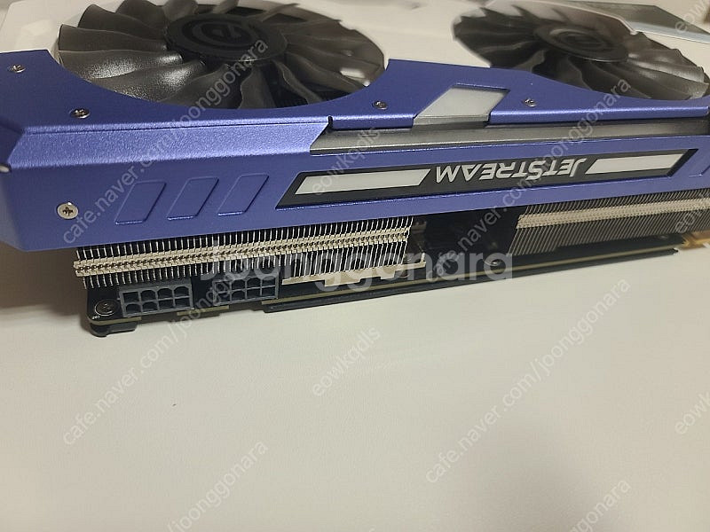 이엠텍 GTX 1080 Ti 슈젯--1