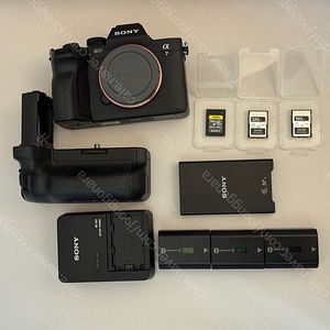 소니 a7m4 43만컷 VG-C4EM 세로그립 100-400mm 백사금 28-60mm SIGMA A 24-70mm 시계륵 고독스 V860 3 CF A 메모리 카드 등등
