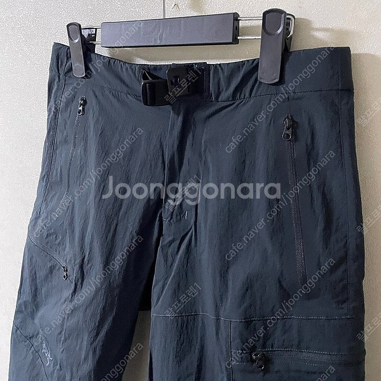 아크테릭스 팰리세이드 숏 팬츠 남성 (30)--1