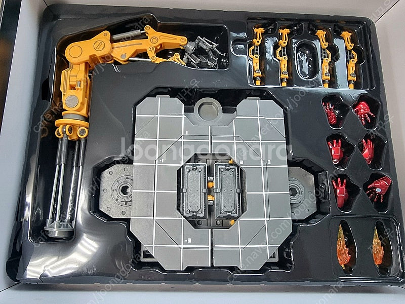 ZD TOYS 1/10 아이언맨 마크4 수트업 겐트리--3