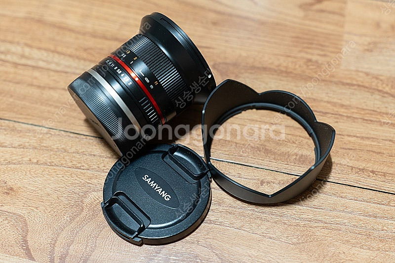 삼양 12mm f2 mf (소니마운트) 판매합니다.--2