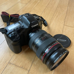 캐논 EOS 5D 풀프레임 DSLR