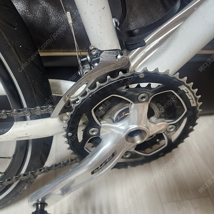 코나 쿨라 MTB 로드타이어 팝니다.(락샥 리콘)--2