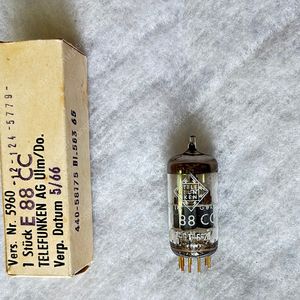 Telefunken 텔레푼켄 E88CC/6922 군납관 <> NOS NIB 1개 판매