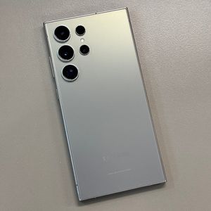 (대용량)갤럭시S24울트라 티타늄그레이색상 512용량 미파손 무잔상 A급 상태좋은 단말기 78만 판매합니다