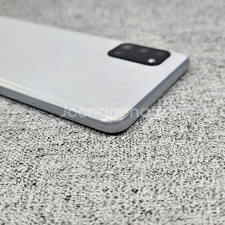 A315N 갤럭시 A31 화이트 64GB 외관깔끔/액정...--5