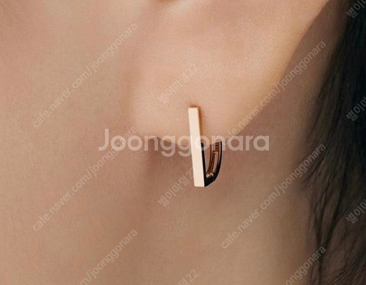 14k원터치링귀걸이판매합니다(케이스 보증서 선물용가능)...--1