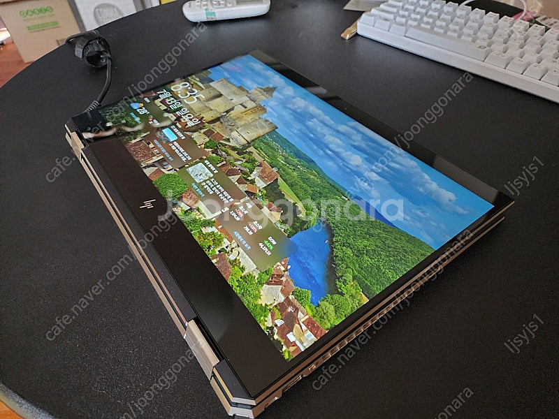 고급노트북 HP 스펙터 x360 15.6 4K 터치 디...--3