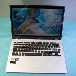 LG Z33(Z330) 울트라 노트북 판매합니다.