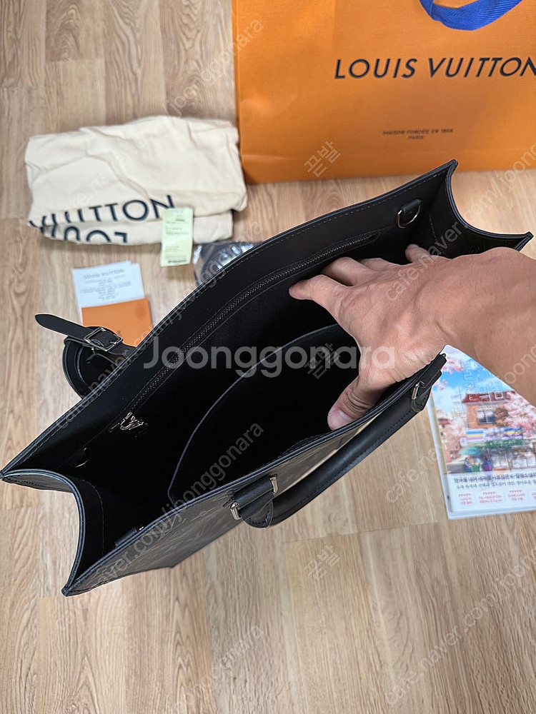 루이비통 남성 토트백 삭플라 M46452 새제품 판매합...--4