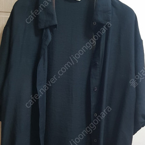 BCBG 반팔 블라우스