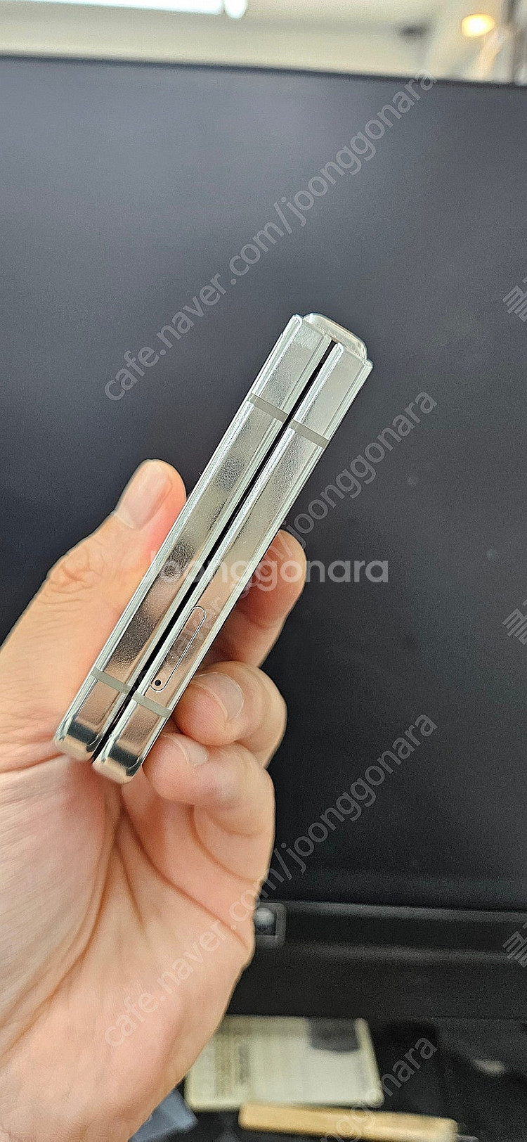 갤럭시Z플립5 F731 256G 화이트 19만 인천 부...--9